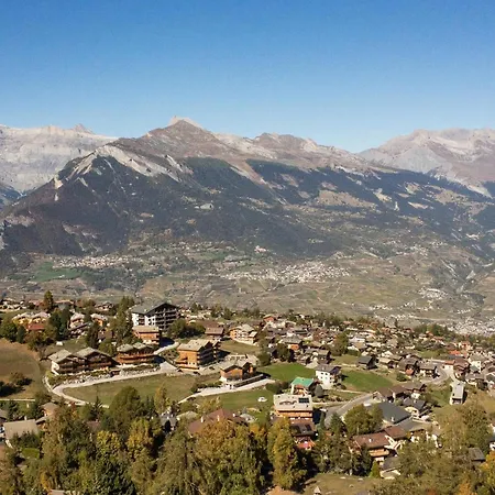 Tranquil With Balcony *