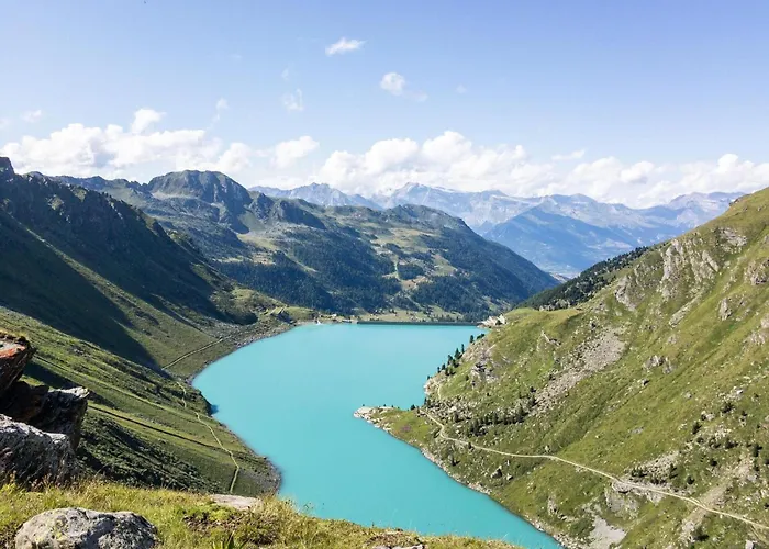 Tranquil With Balcony