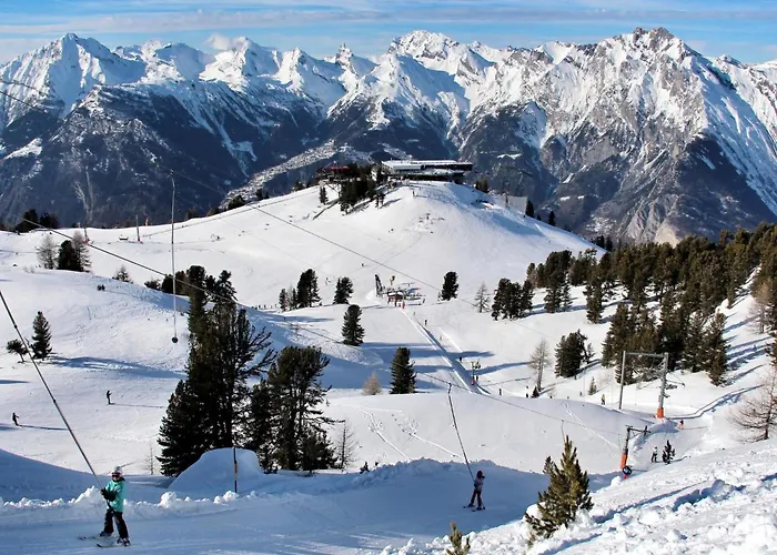 Tranquil With Balcony 木屋 *