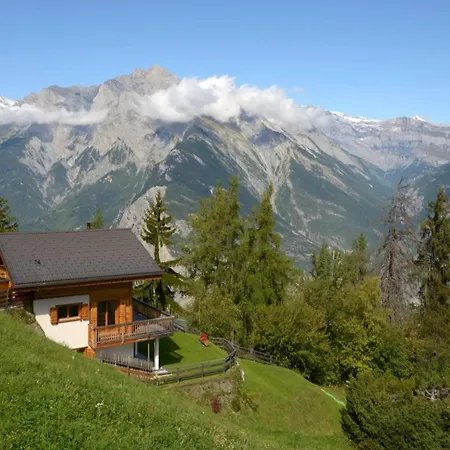 Tranquil With Balcony *